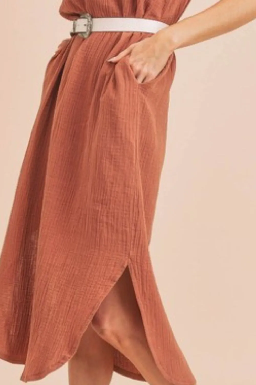 Aemi   Co Round Neck Midi Tank Dress with Pockets