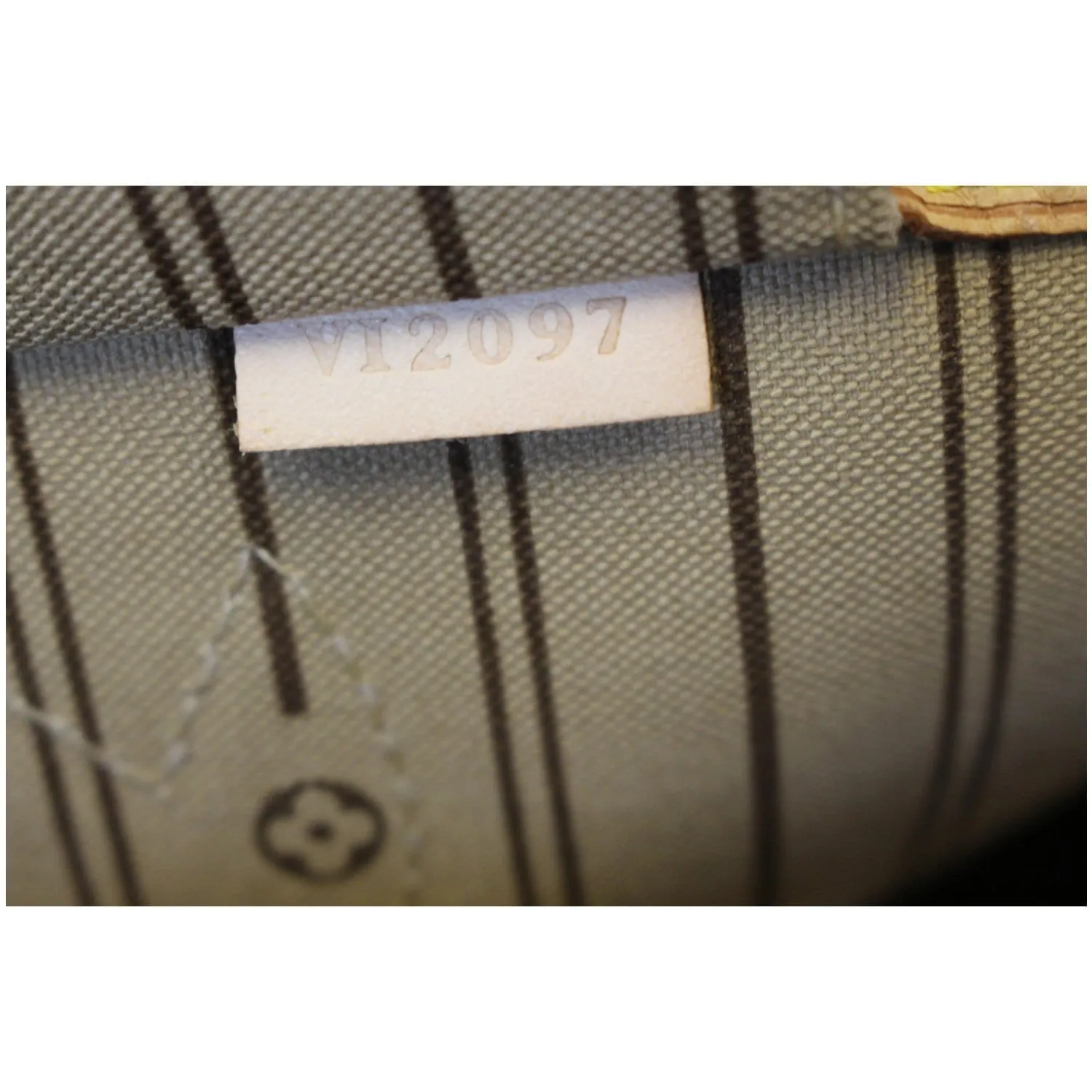 LOUIS VUITTON Neverfull MM Monogram Canvas Tote Shoulder Bag Brown