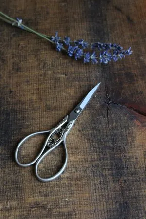 NNK Embroidery Scissors